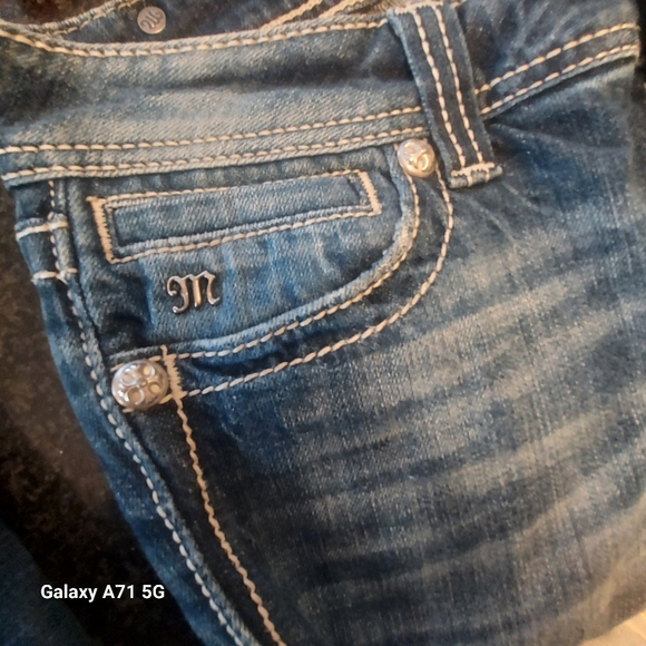 Miss Me Boot Cut Jeans with Cross Embellishments 29 waist 35 length - Picture 3 of 9